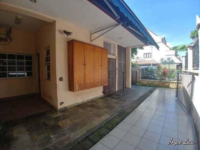 Savoy Park thumbnail photo